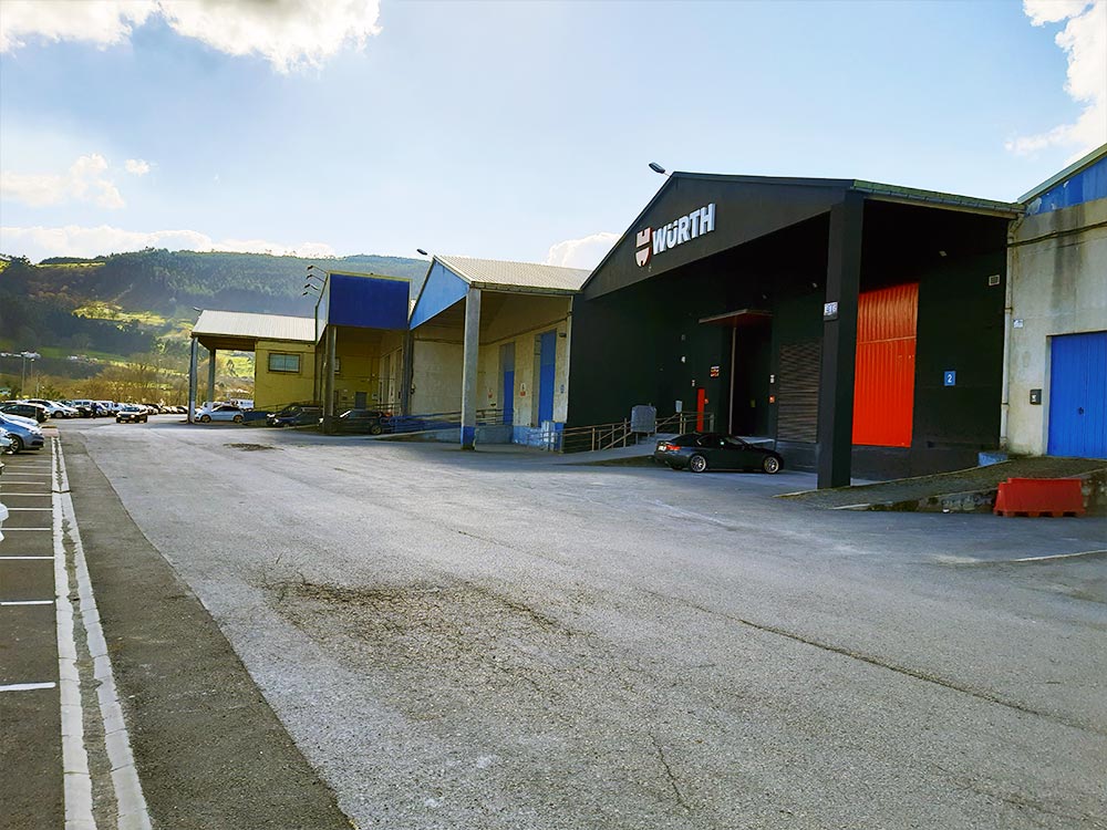 Ramón Obaya S.A. Alquiler de naves industriales en Cartes Cantabria.
